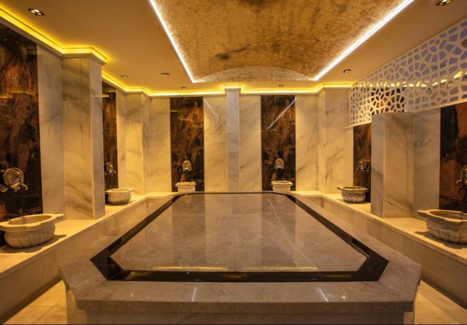 Почивка в Кушадасъ, Турция: 7 Аll Inclusive нощувки на човек в RAMADA HOTEL & SUITES BY WYNDHAM 5* + автобусен транспорт. Дете до 11.99 безплатно, снимка 7