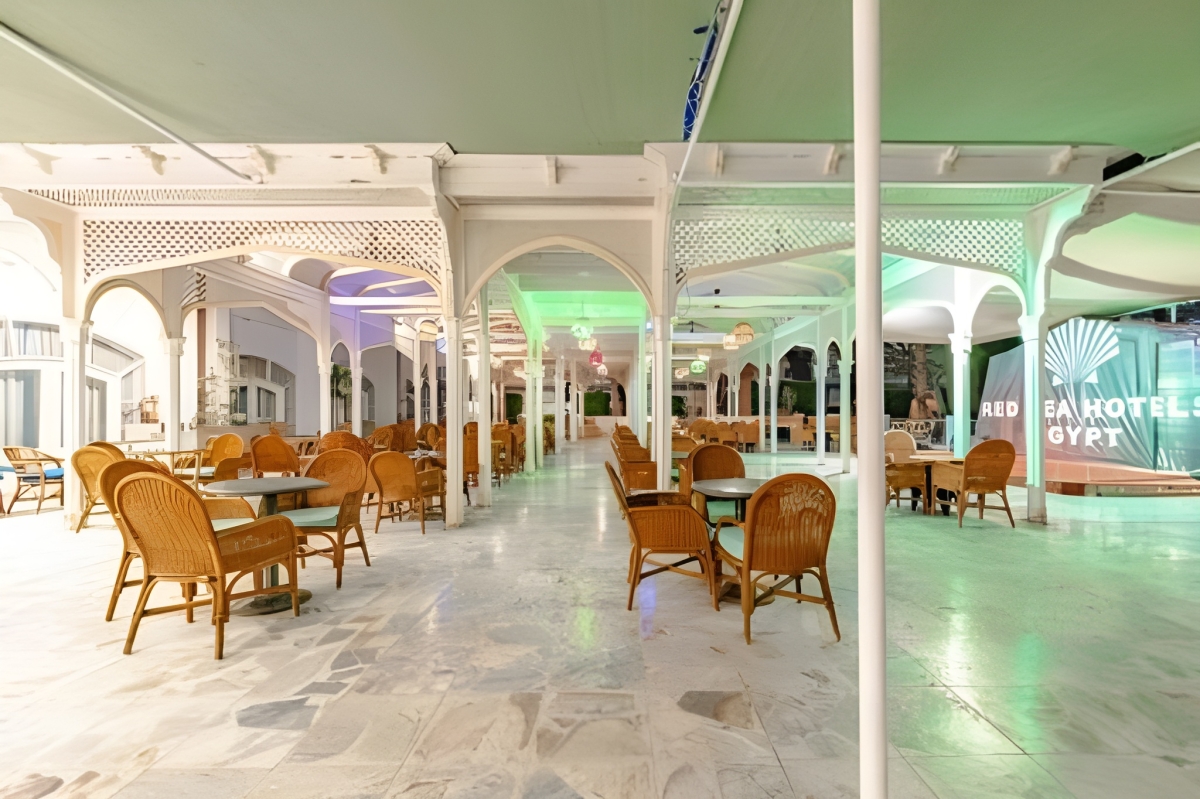 На първа линия в Хургада, Египет: Полет от София + 7 All Inclusive нощувки на човек в GRAND HOTEL, снимка 7