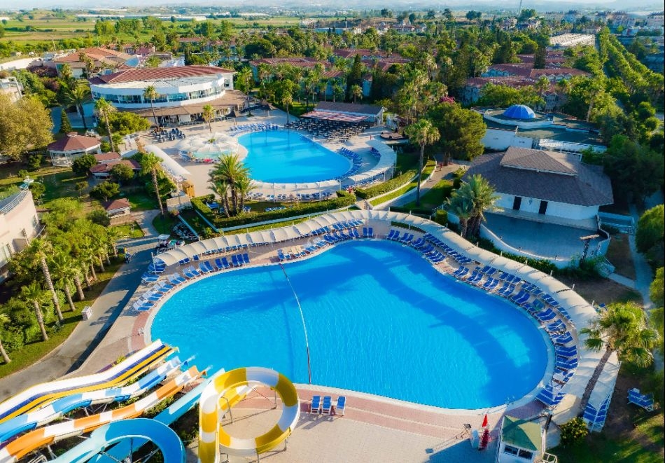Почивка в Сиде, Турция: Транспорт + 7 нощувки на човек на база Ultra All inclusive + басейн, аквапарк и собствен плаж в хотел ASTERIA FAMILY RESORT SIDE 5* от Ню Сън Травел, снимка 4