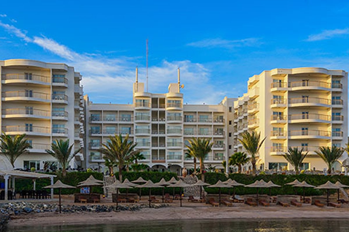 Коледа в Кайро и Хургада, Египет: Полет от София + 6 нощувки на човек на All Inclusive в ROYAL STAR BEACH RESORT 4* + 1 нощувка със закуска и вечеря + посещение на пирамидите и Историческия музей, снимка 2