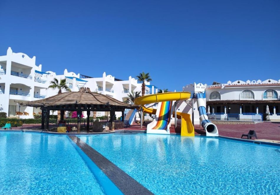 Коледа в Шарм ел Шейх, Египет: Полет от София + 7 All Inclusive нощувки на човек в SHARM BRIDE RESORT AQUA PARK & SPA 4*. Задължително заплащане на Коледна вечеря, снимка 6