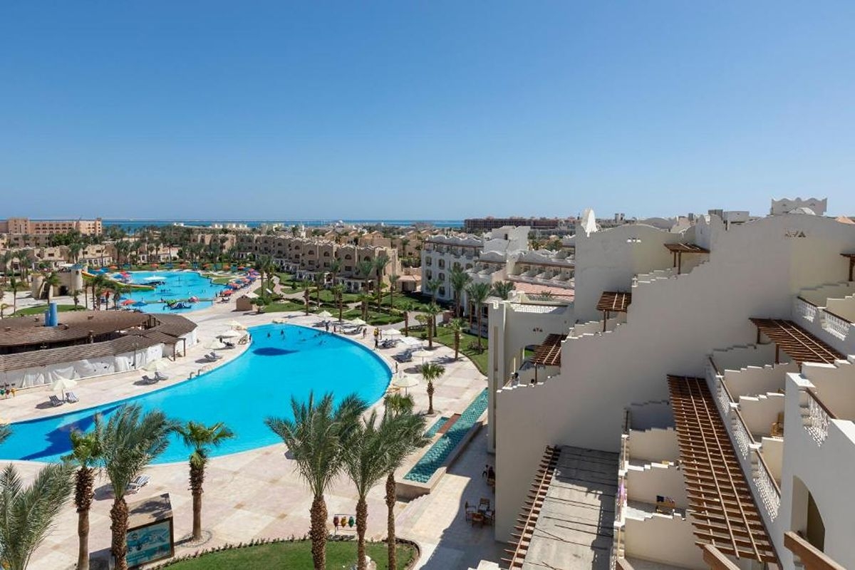 Почивка в Хургада, Египет: Полет от София + 4 нощувки на човек на база All inclusive в Royal Lagoons Resort & Aqua Park 5*/ Families and Couples Only/, снимка 2