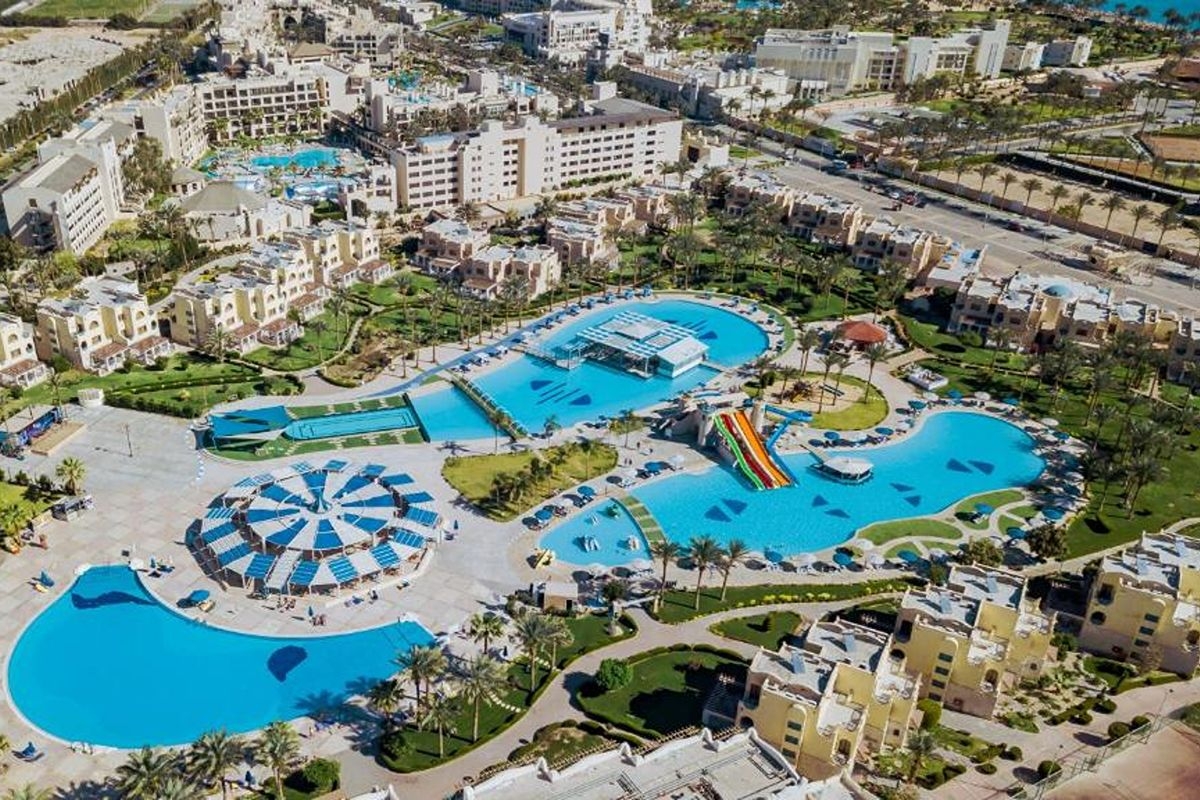 Почивка в Хургада, Египет: Полет от София + 4 нощувки на човек на база All inclusive в Royal Lagoons Resort & Aqua Park 5*/ Families and Couples Only/, снимка 5