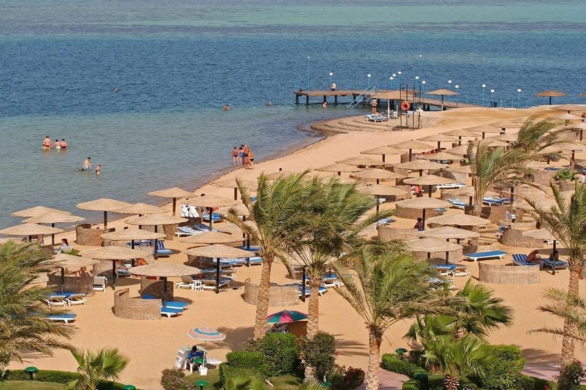 Нова Година в Египет: Чартърен полет от София + 6 нощувки на All Inclusive в SEA STAR BEAU RIVAGE 5* + 1 нощувка със закуска, обяд, вечеря и посещение на пирамидите в Кайро. Доплащане за Новогодишна вечеря., снимка 12