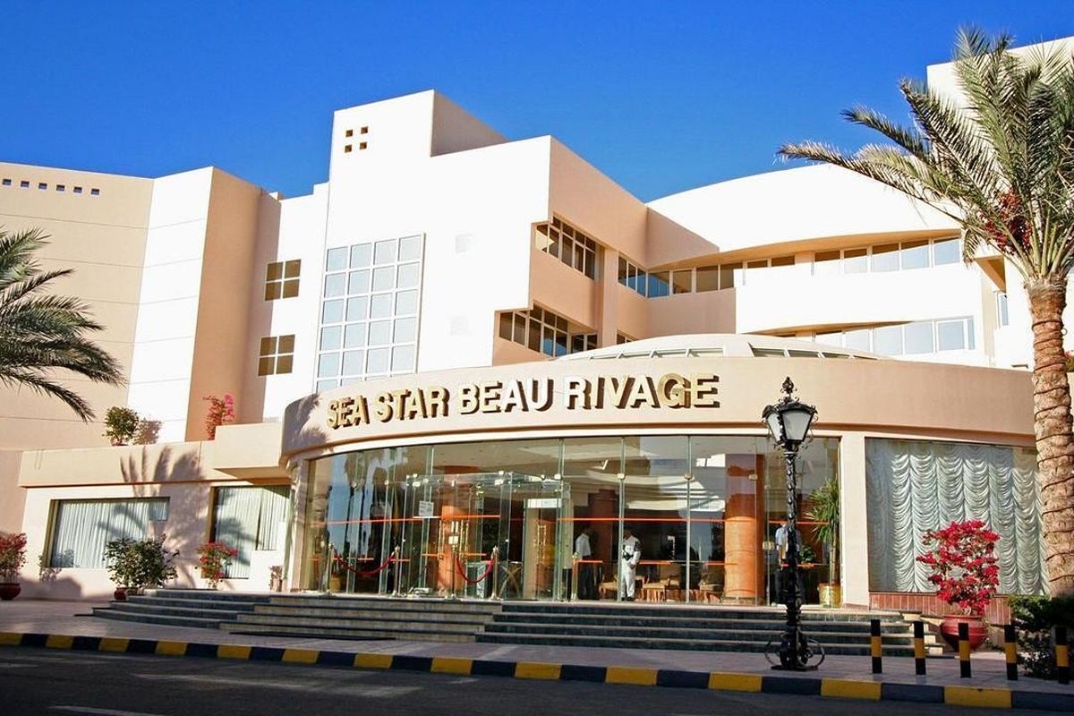 Нова Година в Египет: Чартърен полет от София + 6 нощувки на All Inclusive в SEA STAR BEAU RIVAGE 5* + 1 нощувка със закуска, обяд, вечеря и посещение на пирамидите в Кайро. Доплащане за Новогодишна вечеря., снимка 2