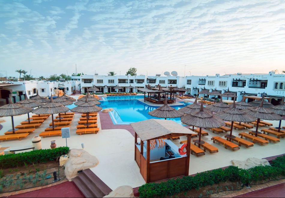 Почивка в Шарм ел Шейх, Египет: Полет от София + 7 All Inclusive нощувки в TIVOLI HOTEL AQUA PARK 4*, снимка 3