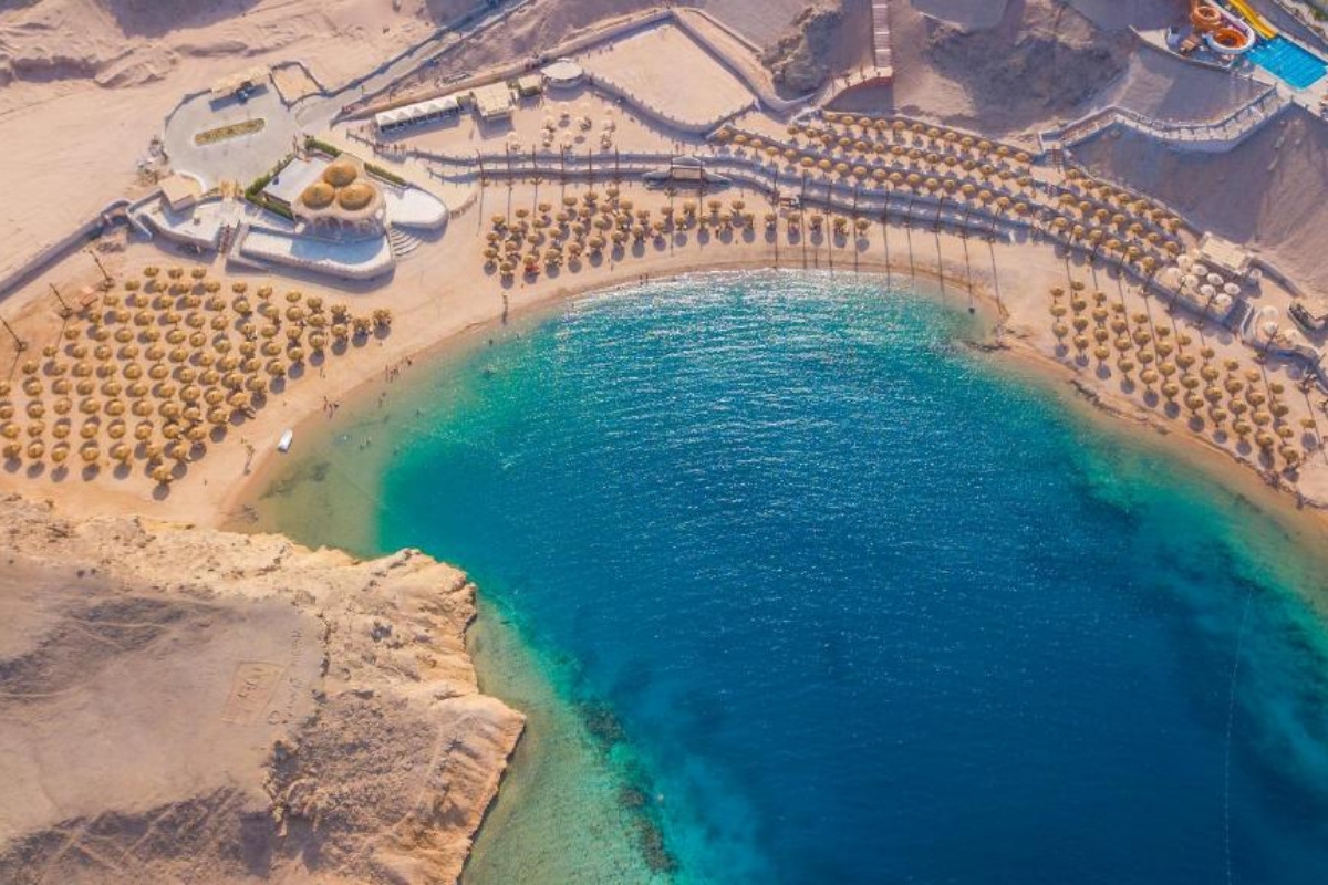 На първа линия в Хургада, Египет: Полет от София + 7 All Inclusive нощувки в SIVA GOLDEN BAY MAKADI 4*, снимка 2