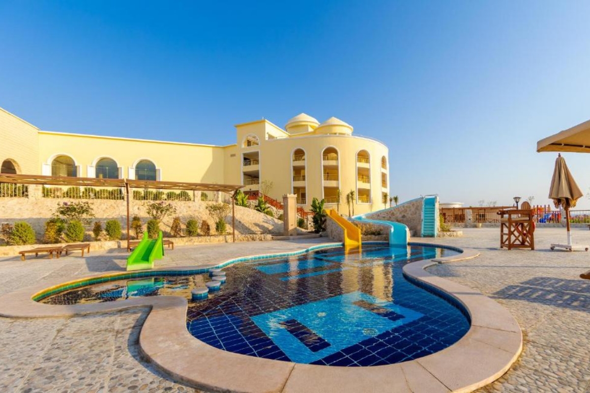 На първа линия в Хургада, Египет: Полет от София + 7 All Inclusive нощувки в SIVA GOLDEN BAY MAKADI 4*, снимка 7