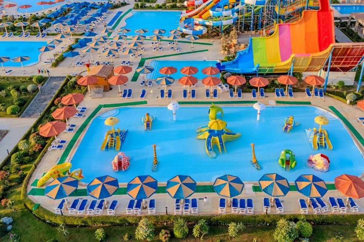 На първа линия в Хургада, Египет: Самолетен билет от София + 7 All Inclusive нощувки в REWAYA INN RESORT 5*, снимка 7