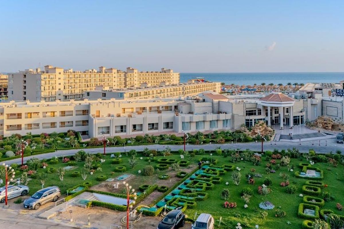 На първа линия в Хургада, Египет: Самолетен билет от София + 7 All Inclusive нощувки в REWAYA INN RESORT 5*, снимка 13