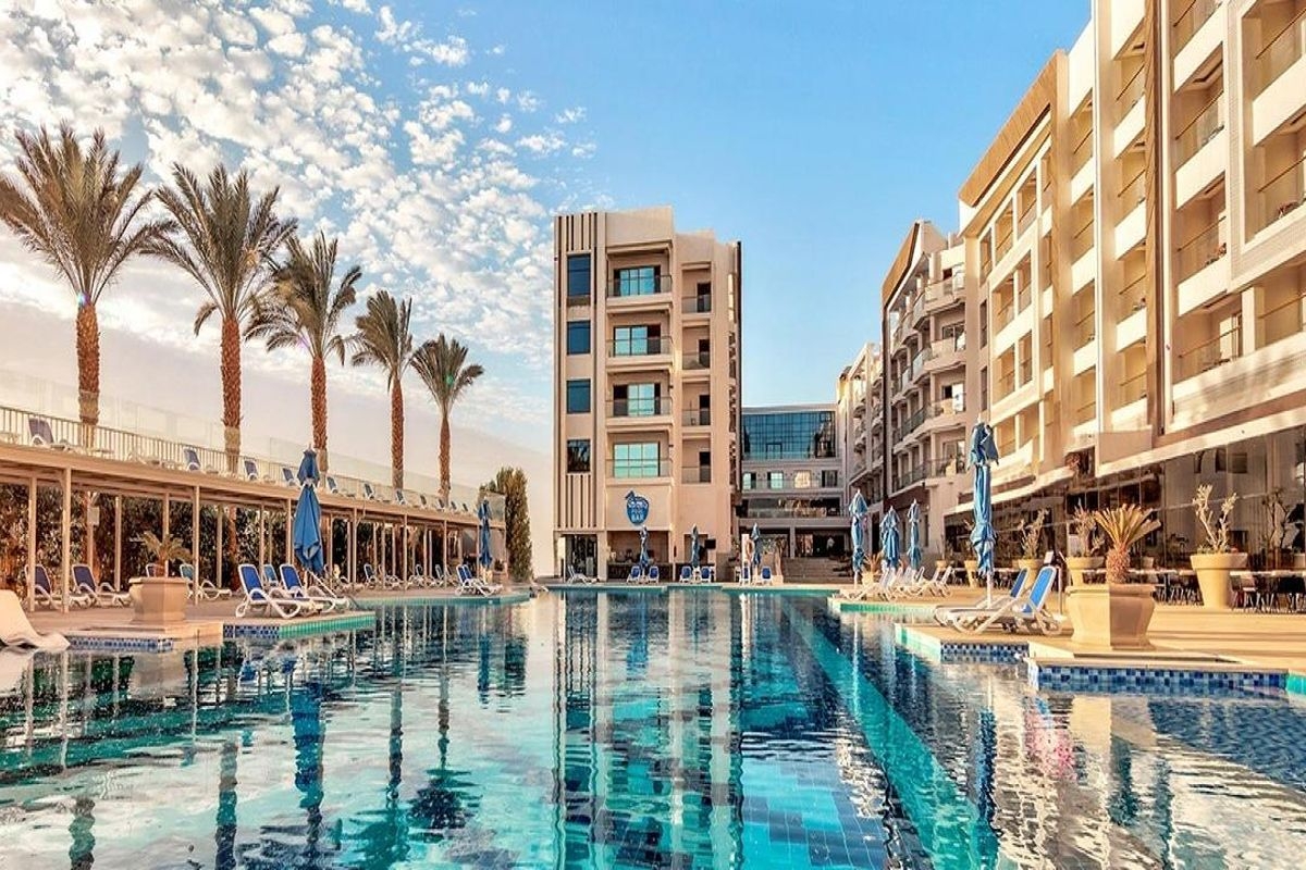 Коледа в Египет: Чартърен полет от София + 6 нощувки на All Inclusive в Bellagio Resort and Spa 5* + 1 нощувка със закуска, обяд, вечеря и посещение на пирамидите в Кайро, снимка 2