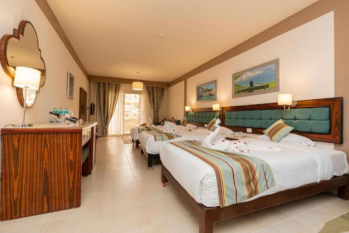 Коледа в Египет: Чартърен полет от София + 6 нощувки на база All Inclusive в El Karma Aqua Beach Resort Standard 4* + 1 нощувка със закуска, обяд, вечеря и посещение на пирамидите в Кайро, снимка 9