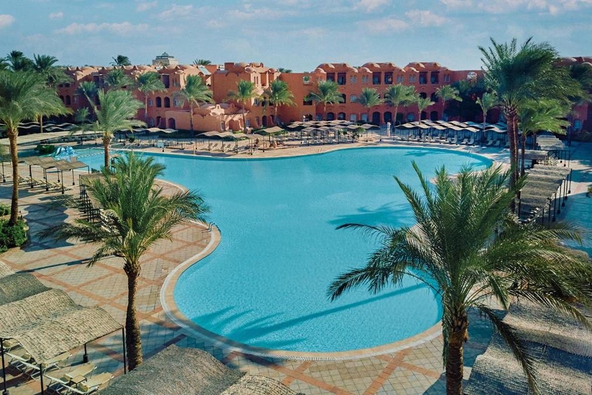 Коледа в Египет: Чартърен полет от София + 6 нощувки на база All Inclusive в Jaz Makadi Oasis 5* + 1 нощувка със закуска, обяд, вечеря и посещение на пирамидите в Кайро, снимка 2