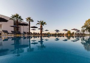 Лято 2022 в Гърция! 4+ нощувки със закуски и вечери на човек в Mythic Summer Hotel, Паралия Катерини, Гърция! Дете до 11.99г. БЕЗПЛАТНО!