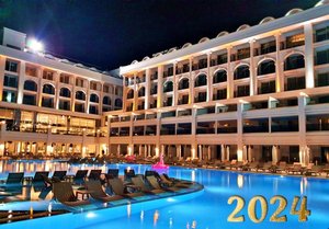 Ранни записвания за Нова Година в SUNTHALIA Hotels & Resorts 5*, Сиде, Турция! Автобусен транспорт + 4 или 5 нощувки на човек на база  Ultra All inclusive