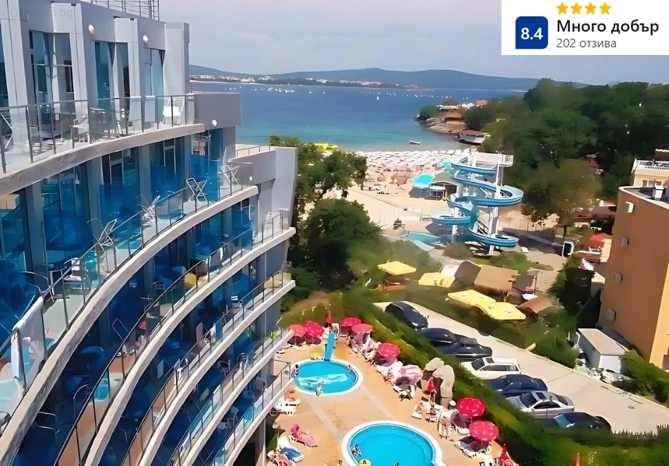 Ранни записвания за лято на 1-ва линия в Китен! All Inclusive Plus нощувка на човек, басейн и дете до 12г. БЕЗПЛАТНО в Хотел Каменец