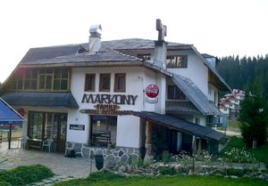 Нощувка на човек със закуска от хотел Маркони, Пампорово