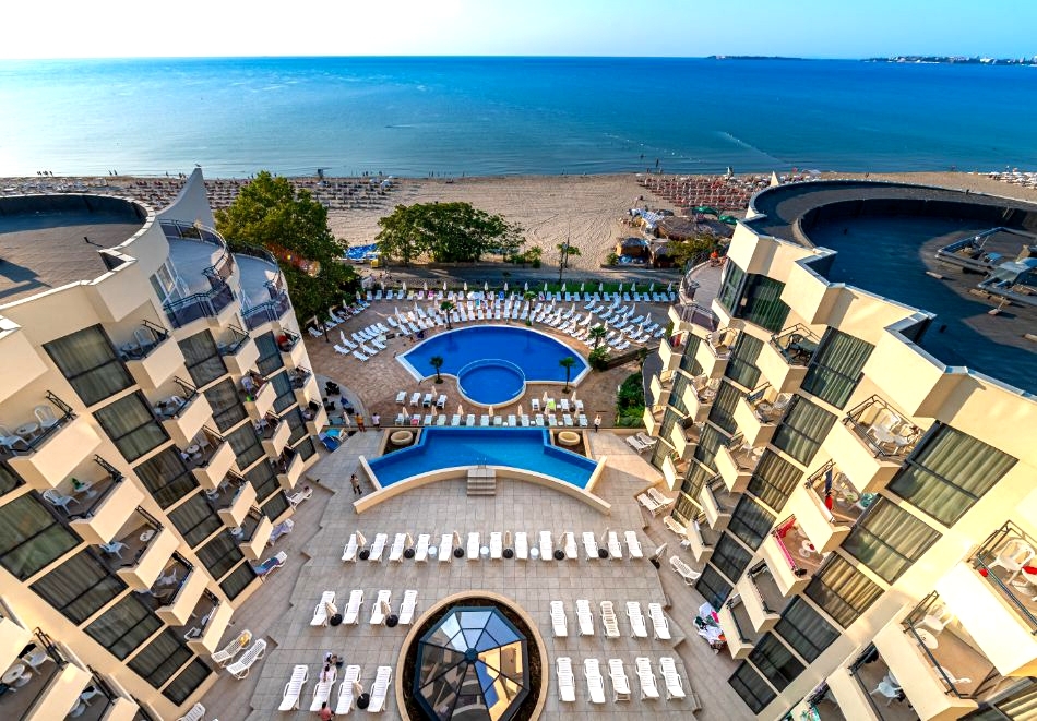 Почивка в Слънчев бряг! All inclusive на човек в двойна стая с гледка море + басейн с детска секция в хотел Зенит
