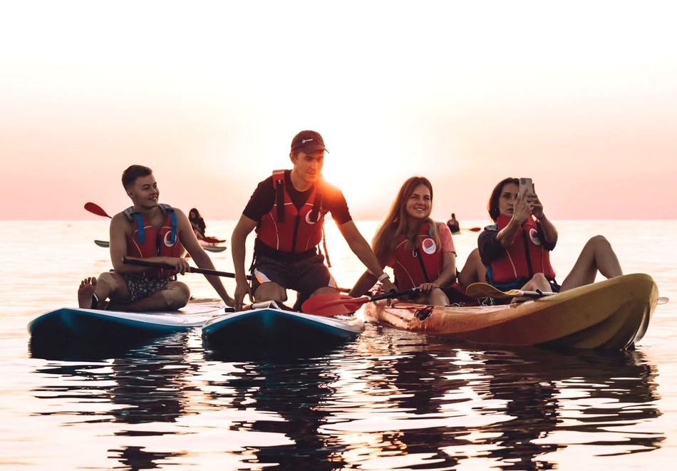 Посрещнете изгрева или залеза с каяк или съп-борд от Каяк Център, Варна