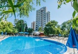 Last minute!!! Нощувка на човек на база All Inclusive само за 90 лв./ 46.10 EUR + басейн в комплекс Арсенал, Несебър