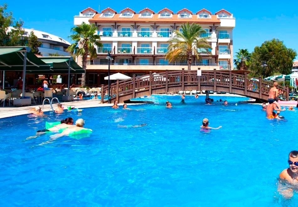 На първа линия в Сиде, Турция: Автобусен транспорт + 7 нощувки на човек на All Inclusive в хотел Seher Resort & Spa 5*, дете до 6.99 г. безплатно