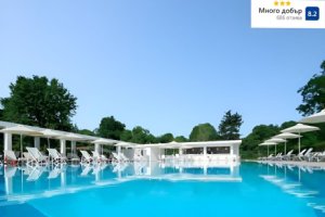 Промо оферта на първа линия на Олимпийска ривиера, Гърция: All inclusive нощувка на човек + басейн в хотел Olympios Zeus, Плака Литохоро