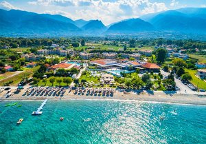 Ранни записвания на първа линия в Лептокария, Гърция: Нощувка на база Ultra All Inclusive + 2 басейна и детски аквапарк в Poseidon Palace Hotel. ДЕТЕ до 13г. БЕЗПЛАТНО!