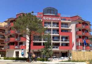Нощувка на човек на база All Inclusive + басейн в хотел Андромеда, Слънчев бряг
