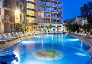 Нощувка на човек на база All inclusive + басейн в хотел Блек Сий, Слънчев Бряг