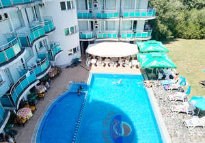 Нощувка на човек на база All inclusive light + басейн в хотел Сънсет Бийч***, Лозенец. Дете до 12.99г. – БЕЗПЛАТНО