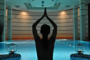 Star Club Fit & SPA, Park Inn by Radisson - карта за едномесечен НЕОГРАНИЧЕН достъп до фитнес и 8 посещения на плувен басейн само за 68 лв.