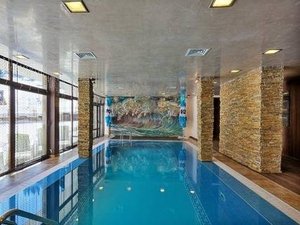 НОВА ГОДИНА & СПА в Пампорово. Три нощувки, закуски, вечери, едната НОВОГОДИШНА = 315 лв във Форест Нук
