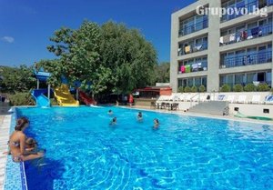 Нощувка, закуска, вечеря + басейн само 28 лв. на ден в хотел Сердика, Златни пясъци