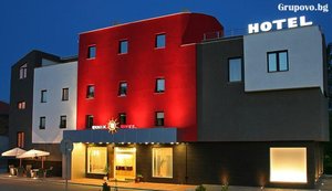 Нощувка на човек в хотел Финикс, Сандански