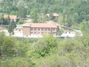 Почивка в Трявна, хотел Грийн Хил. Промоции за нощувка със закуска и вечеря само за 35 лв. на човек. Релаксирайте при нас!