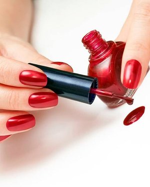 67% отстъпка за МАНИКЮР и ПЕДИКЮР във ВАШИЯ ДОМ или ОФИС с OPI ЛАК само за 16.50 лв. вместо за 50 лв. от Eli Style